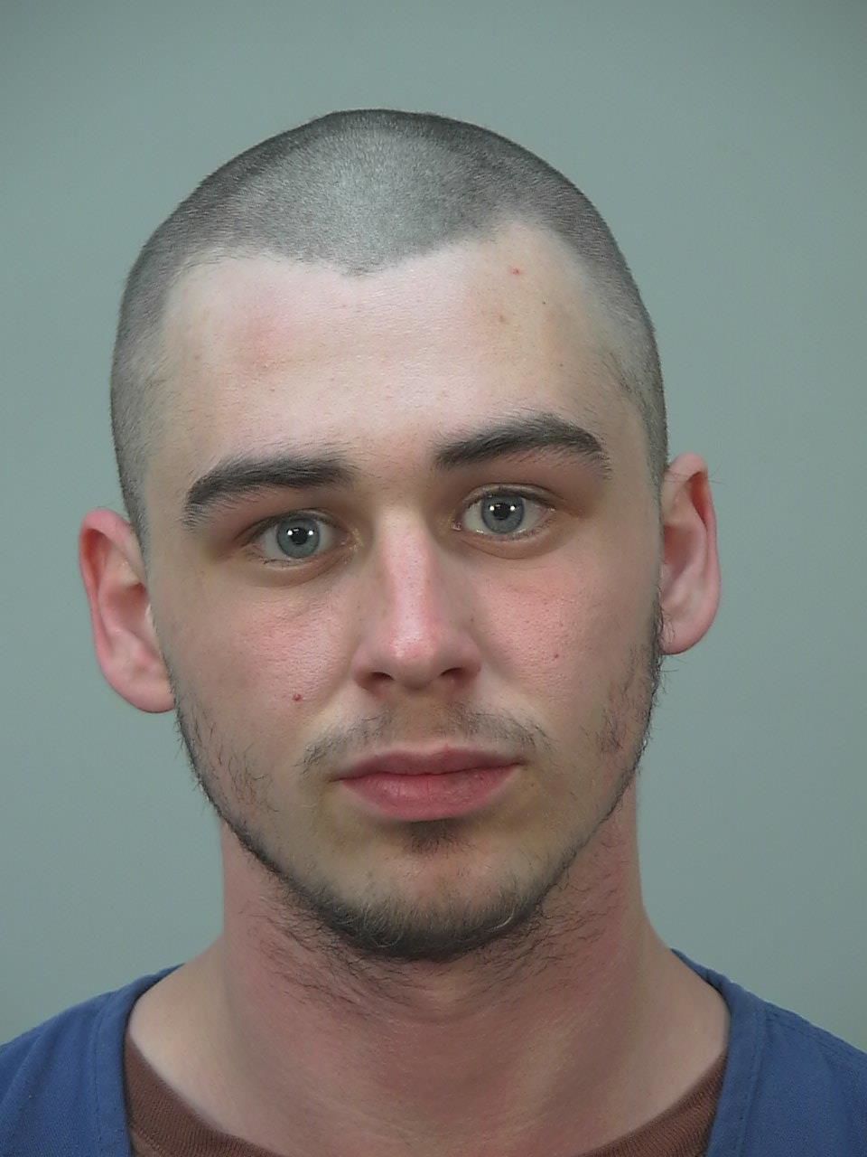 2 arrested after abandoning stolen Jaguar that ran out of gas on North Side, Madison police say